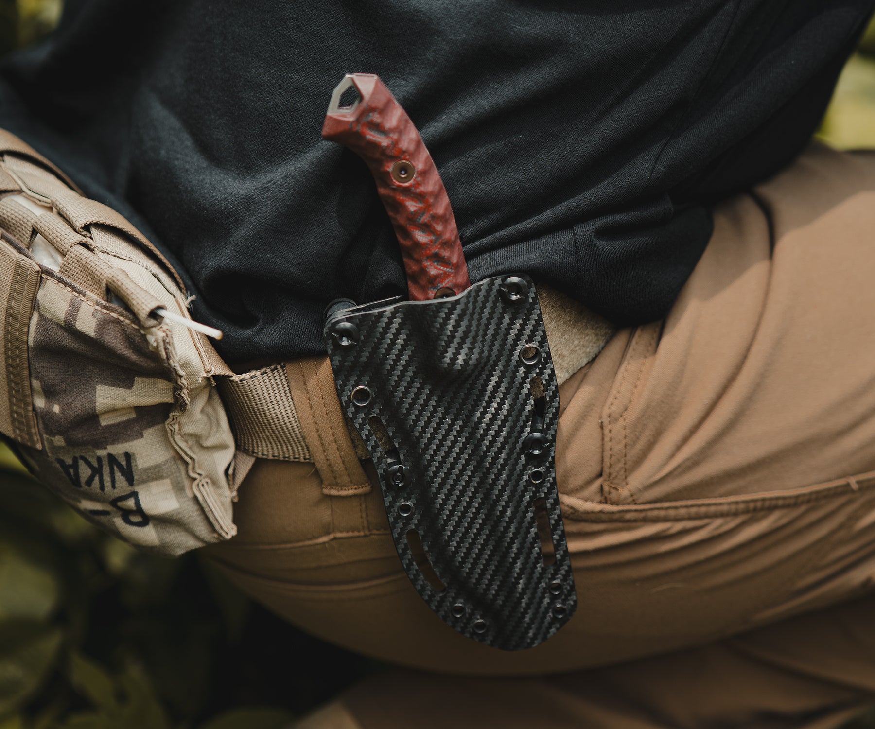 RED + BLACK G10